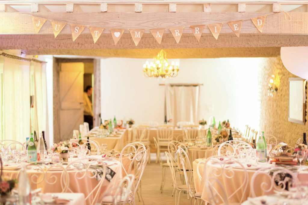 Salle de réception du Château de Riveneuve dîner jusqu'à 120 personnes - Domaine mariage proche Toulouse