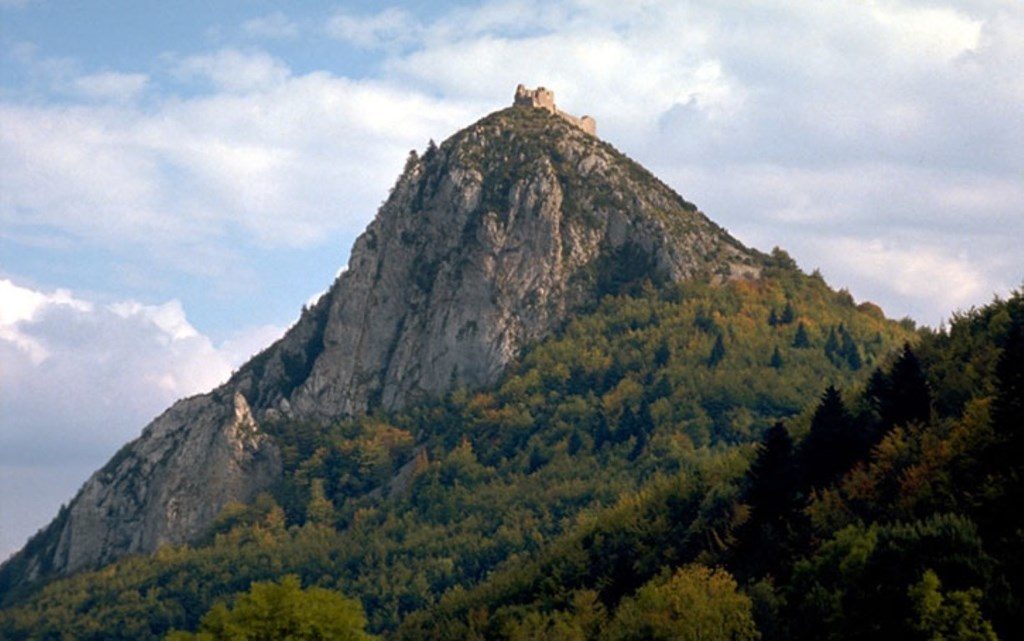 Visite des châteaux cathares à proximité du Château de Riveneuve - Domaine de Riveneuve pour groupes de 30 personnes