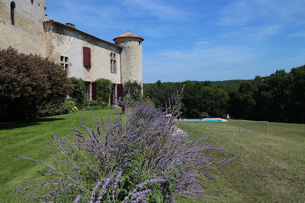 French Chateau For Rent In The South West For Your Holidays French Chateau For Rent In The South West For Your Holidays