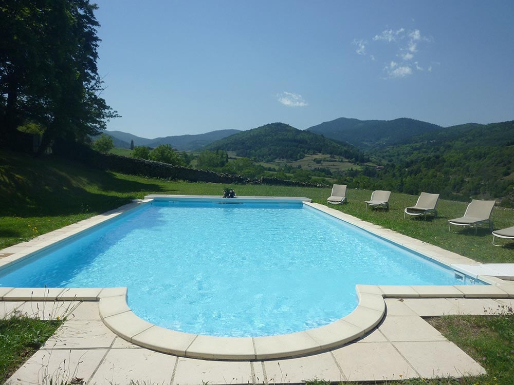 Piscine du Château de Pralong