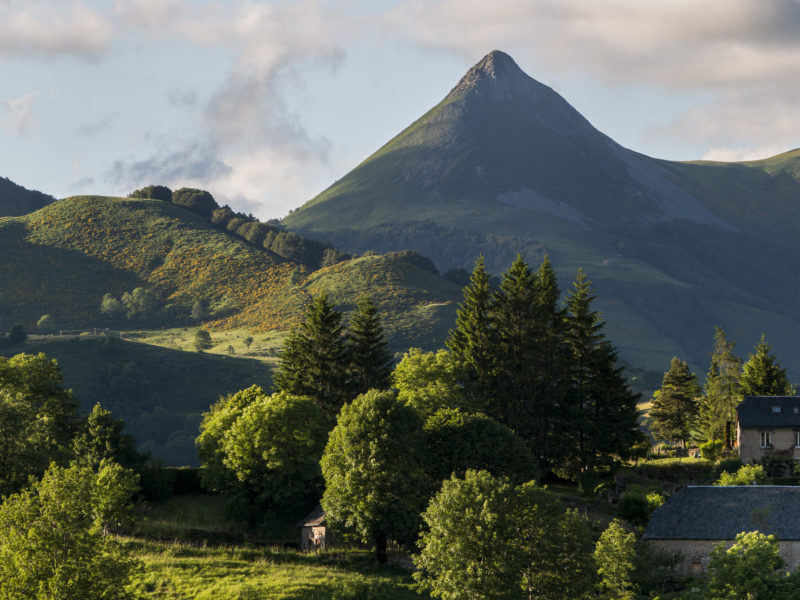 Parc naturel des volcans d'Auvergne 001