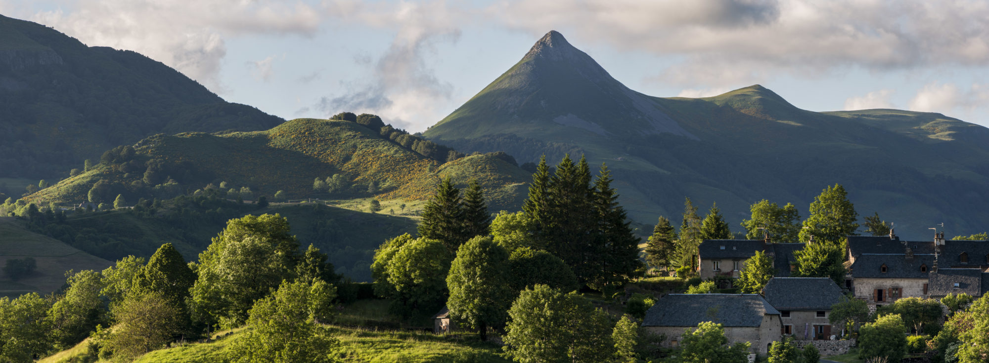 Parc naturel des volcans d'Auvergne 001