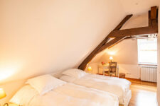 Une chambre à coucher