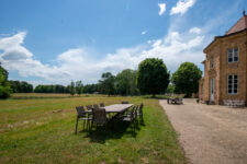 The park around the chateau.