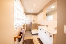 Cottage - Bathroom