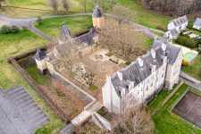 Château de La Ménaudière - La domaine au printemps