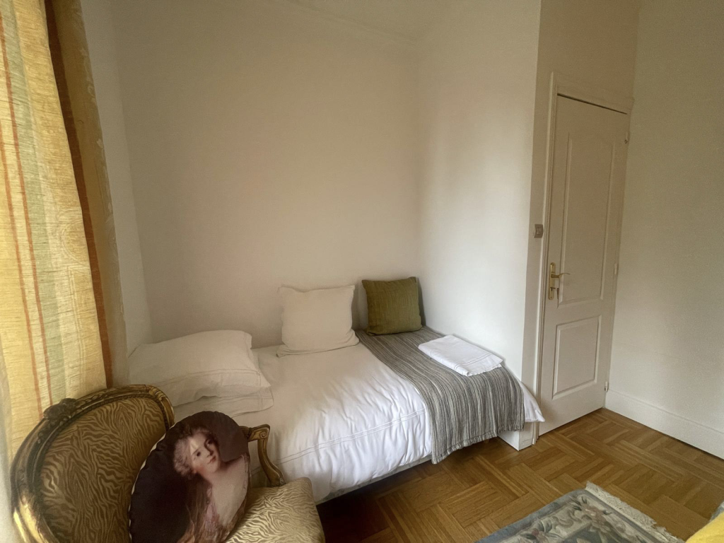 Château de Feuguerolles à louer à 1h20 de Paris pour séjour en famille, week-end et anniversaire