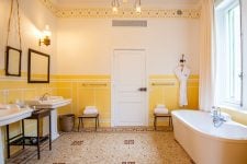 Bathroom in the château de Rocabella