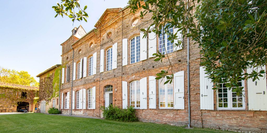 La façade du Château de Coulom