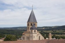 Clocher de l'église abbatiale de Cluny © Palrogg