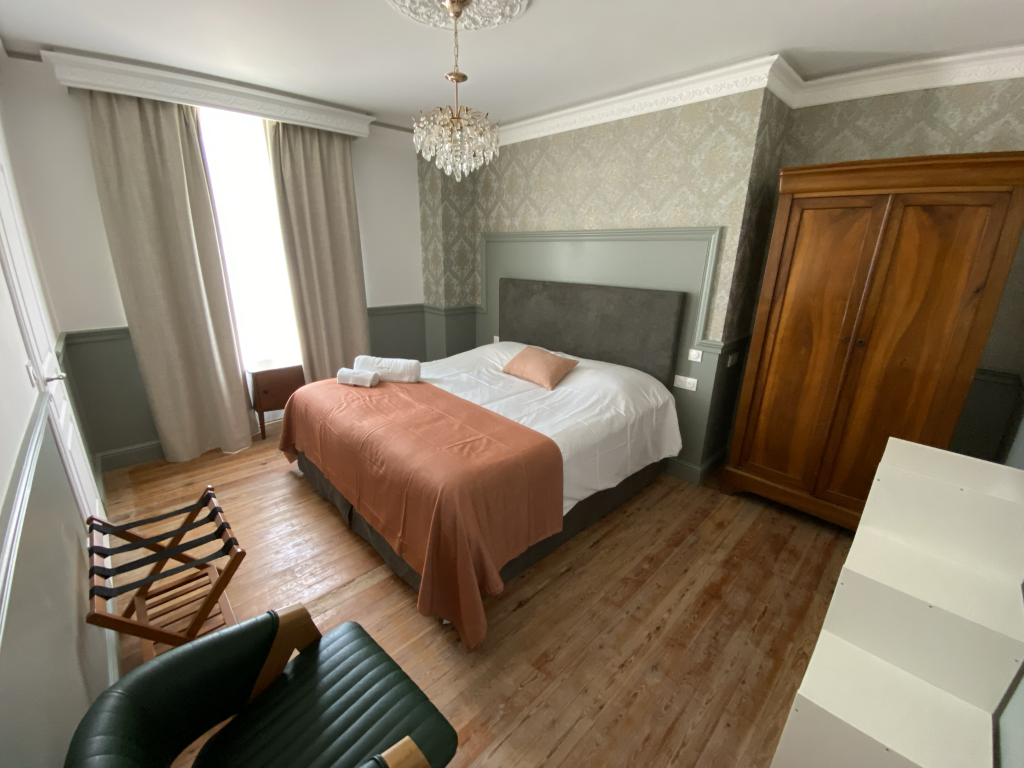 Location château de Carqueiranne en Provence, réception jusqu'à 200 invités, hébergement 50 personnes