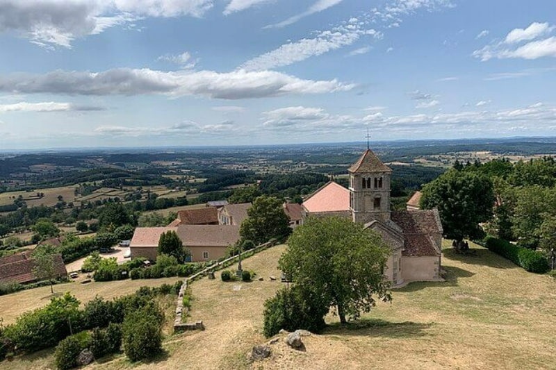 Vue_Bourg_Suin_depuis_Sommet_Butte_Suin