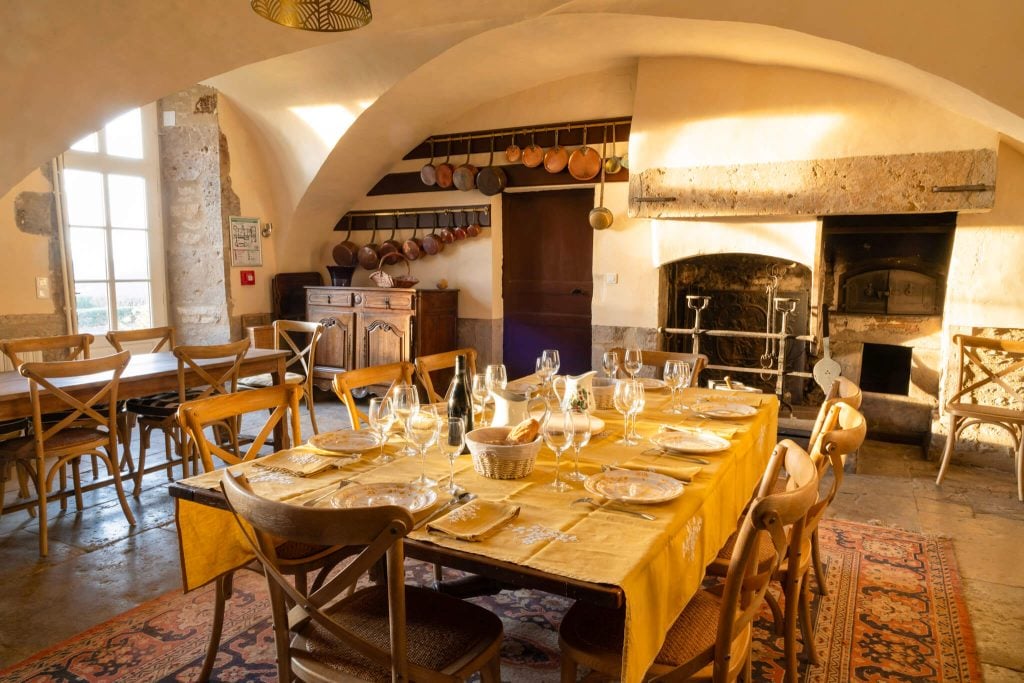Rent the Château du Belvédère in Vézelay, Burgundy—a 4.5-hectare estate for weddings