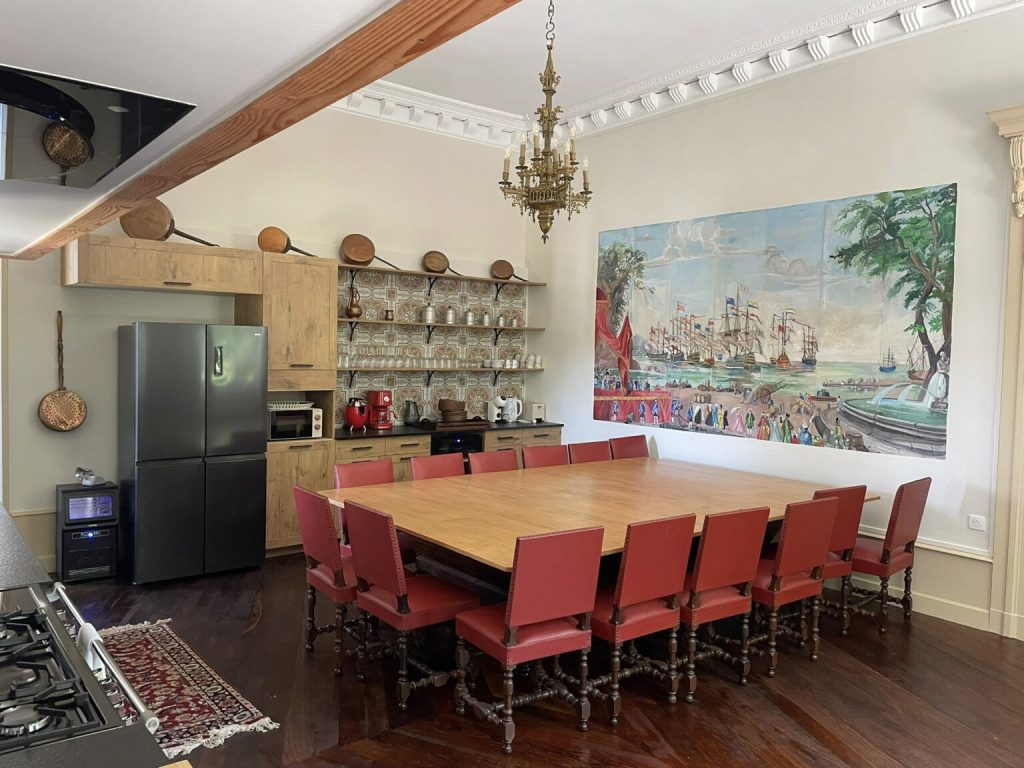 Cuisine et salle à manger du château de Bagens