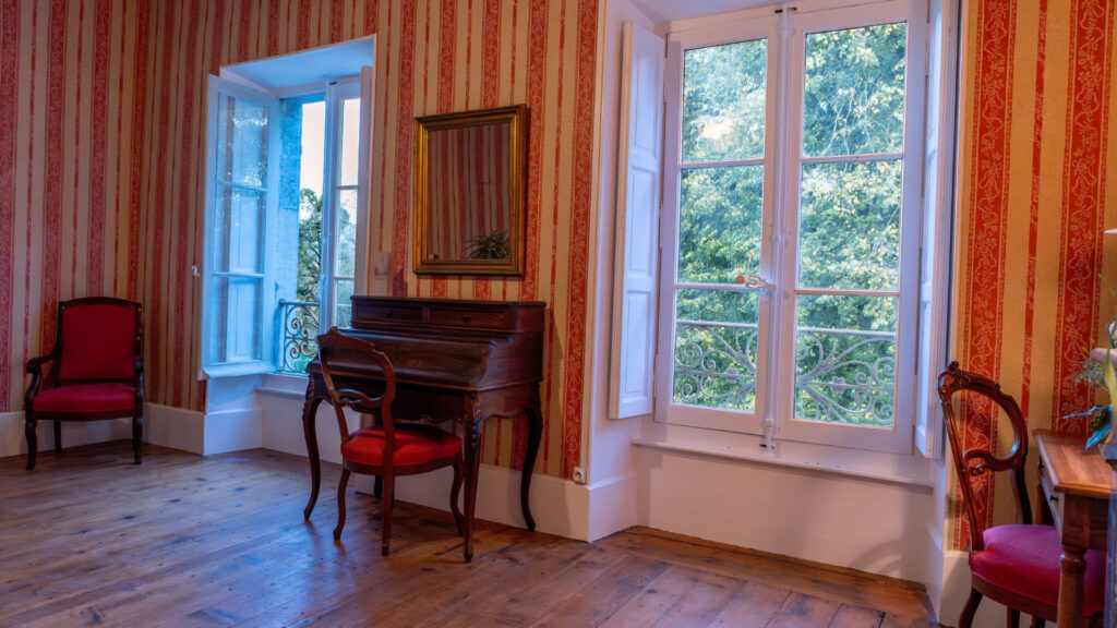 room at Bagens Castle